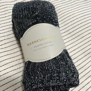 Barnes and Noble Reading Socks - size 9-11 with faux Sherpa lining